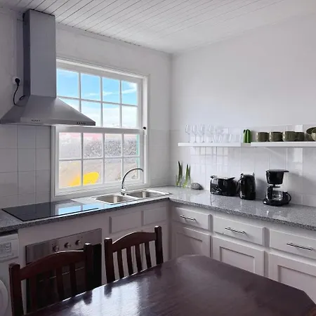 Casa Do Cacto - 2 Bedroom Apartamento Madalena (Azores)